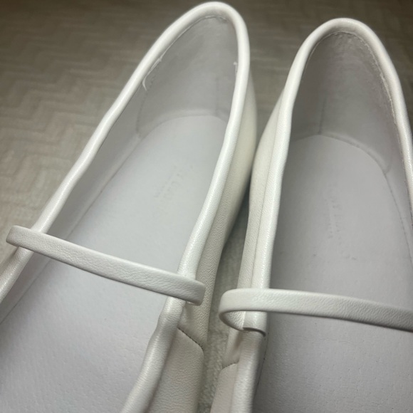 Tony Bianco Martinez Flats - Picture 7 of 11